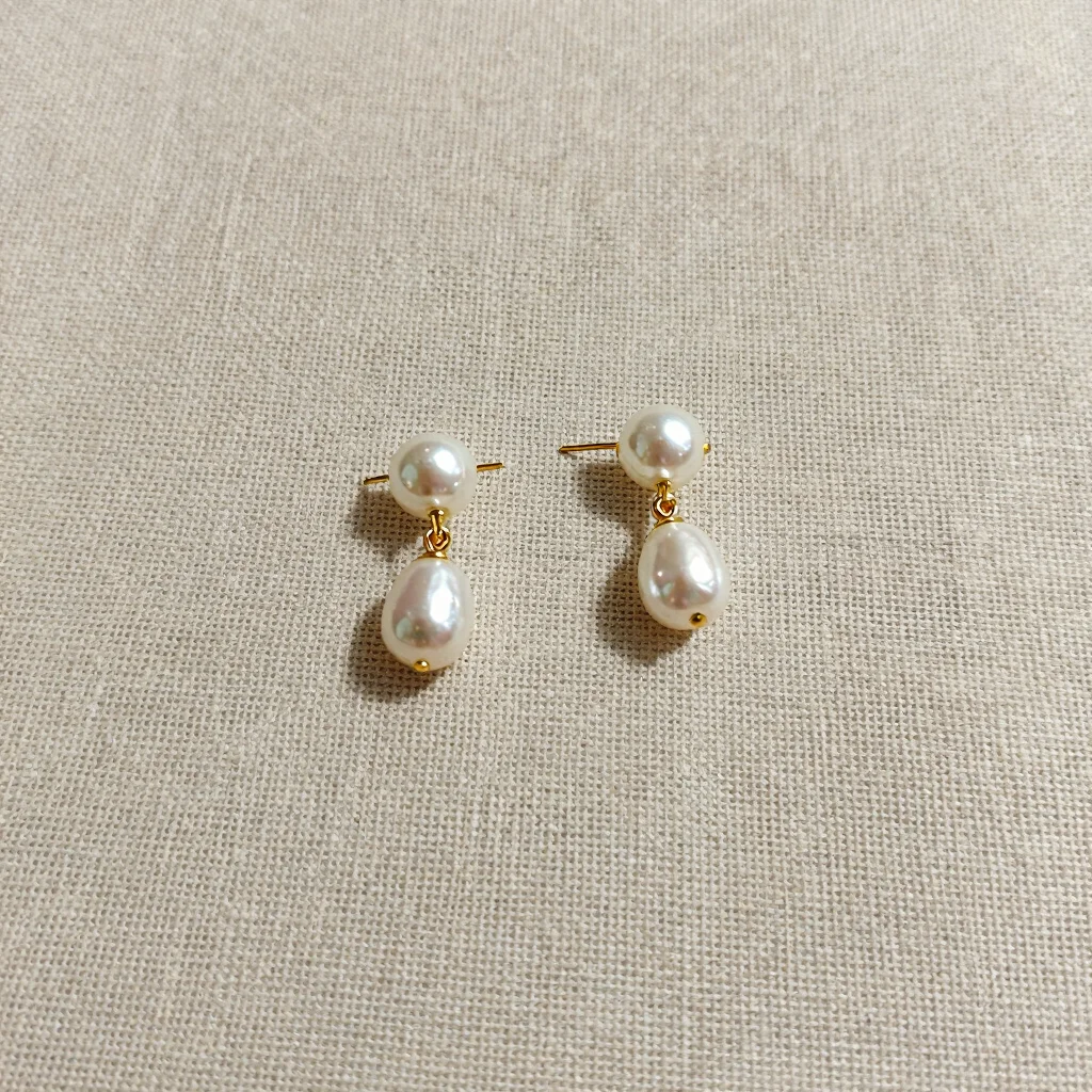 Lumiere Drop Pearl Studs